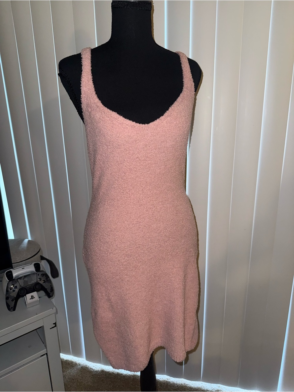 Pink Solid Knit Bodycon Knee Length Dress, Scoop Neck, Sleeveless Strappy